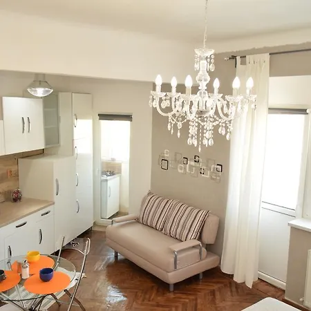 Apartament New Romana